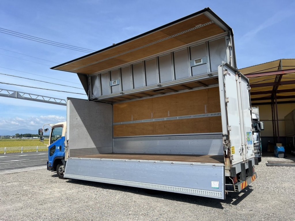 いすゞ 中型ワイド フォワード アルミウィング SKG-FRR90T2