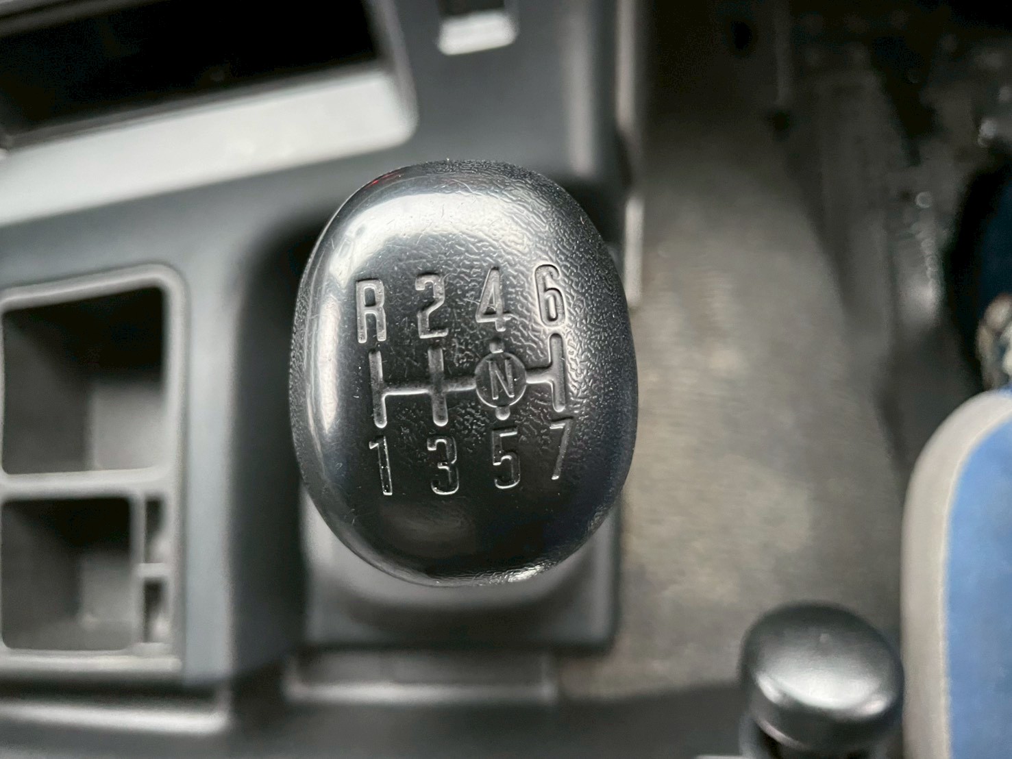 いすゞ 10t超 ギガ アルミウィング QKG-CYJ77A