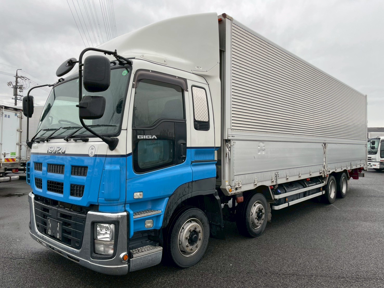 いすゞ 10t超 ギガ アルミウィング QKG-CYJ77A