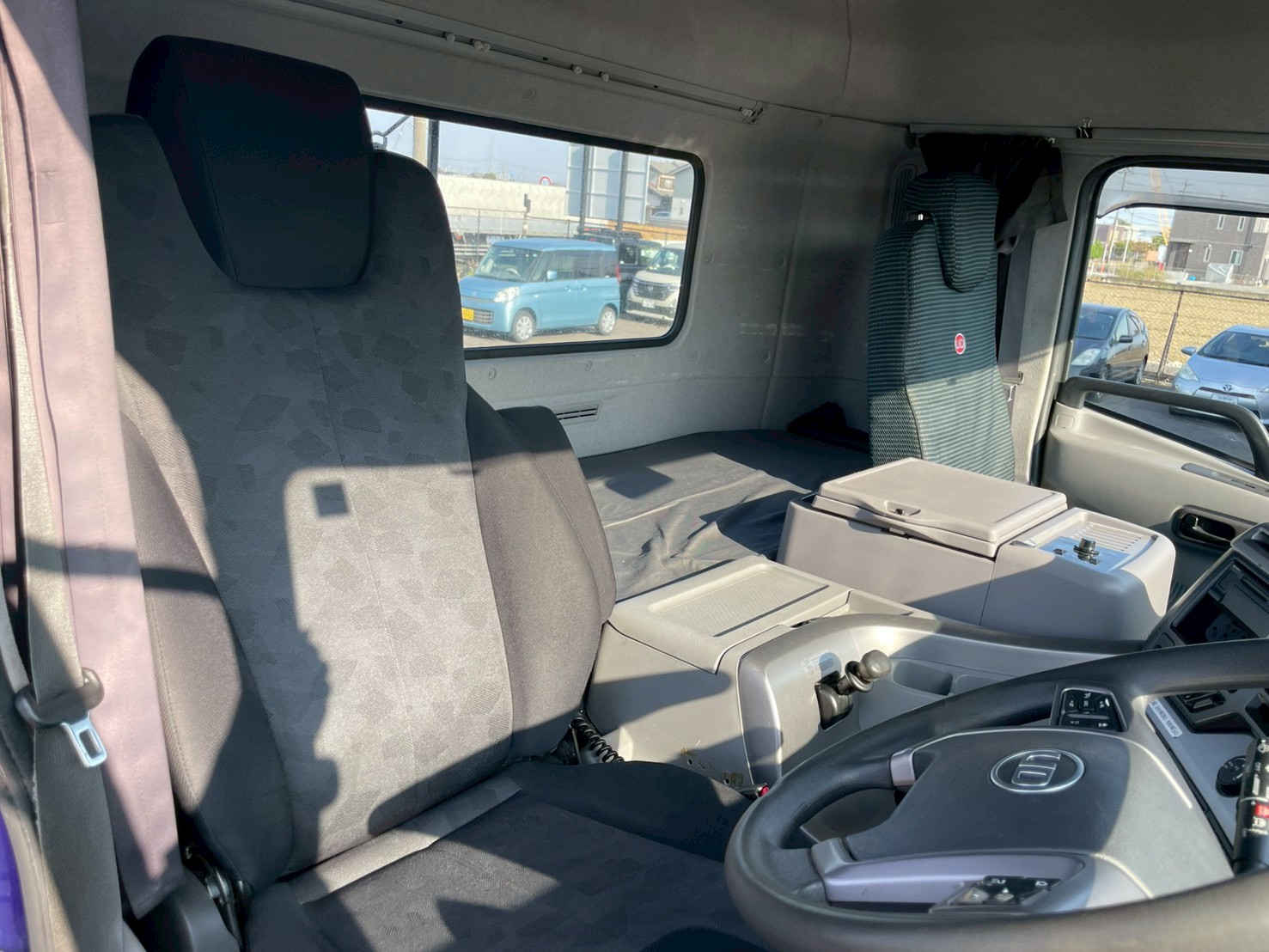 UDトラックス 大型 クオン Ｓヘッド 2PG-GK5AAB