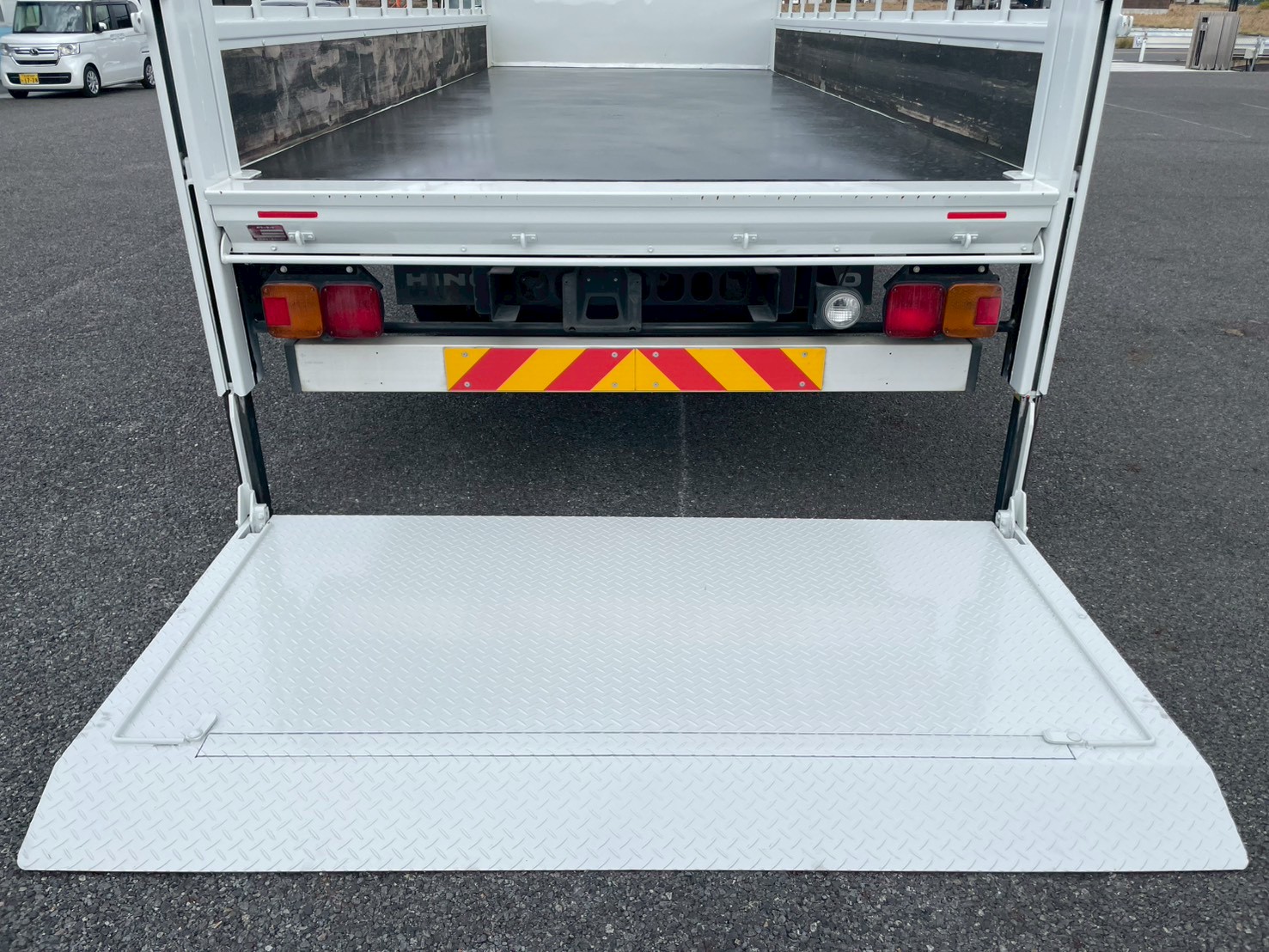 日野 中型ワイド レンジャー 平ボディ TKG-FC9JKAP