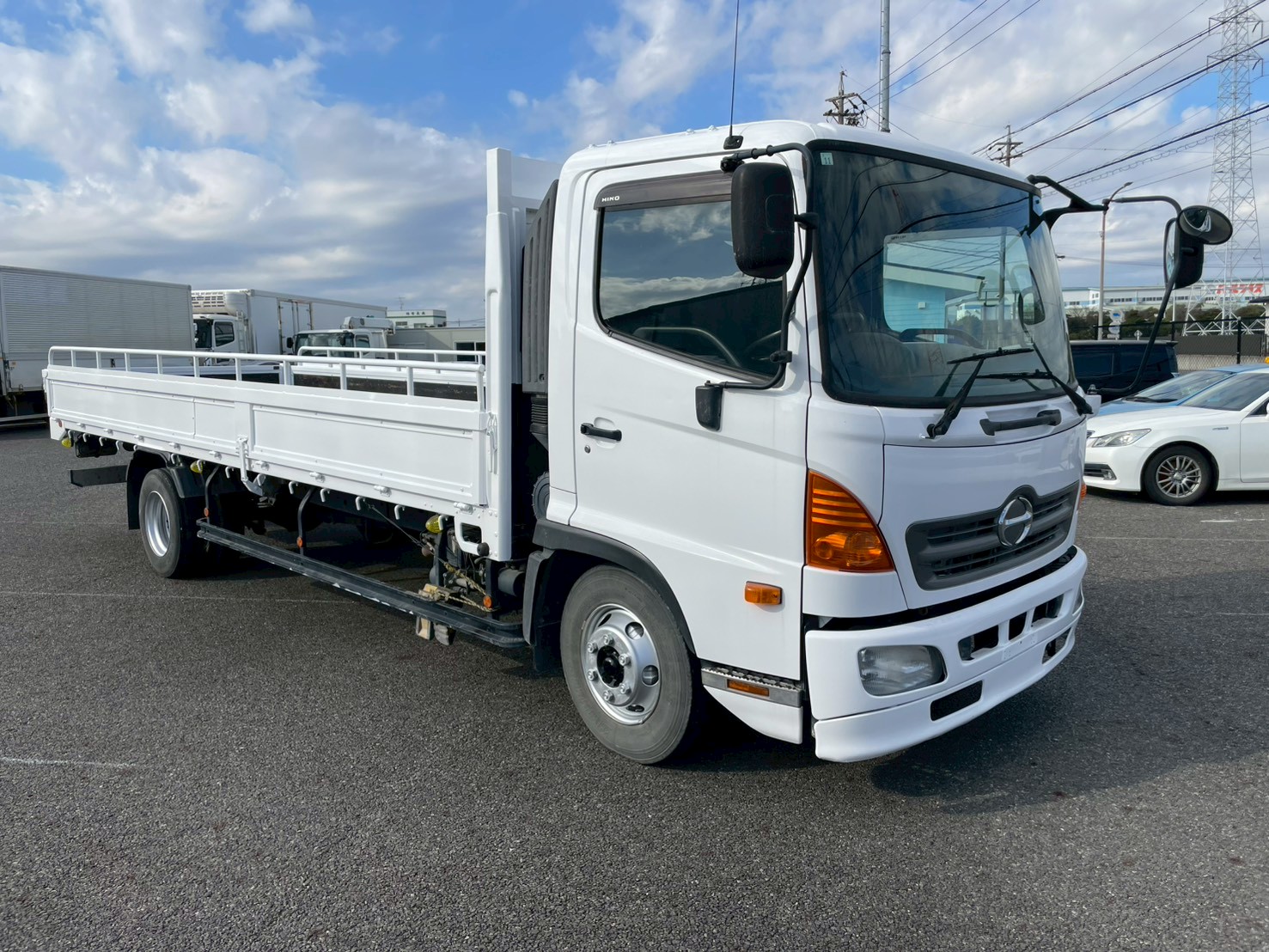 日野 中型標準  平ボディ TKG-FC9JKAP