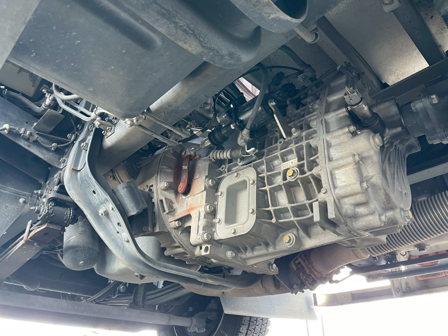 三菱 中型増トンワイド ファイター ホロウイング 2KG-FK65FZ