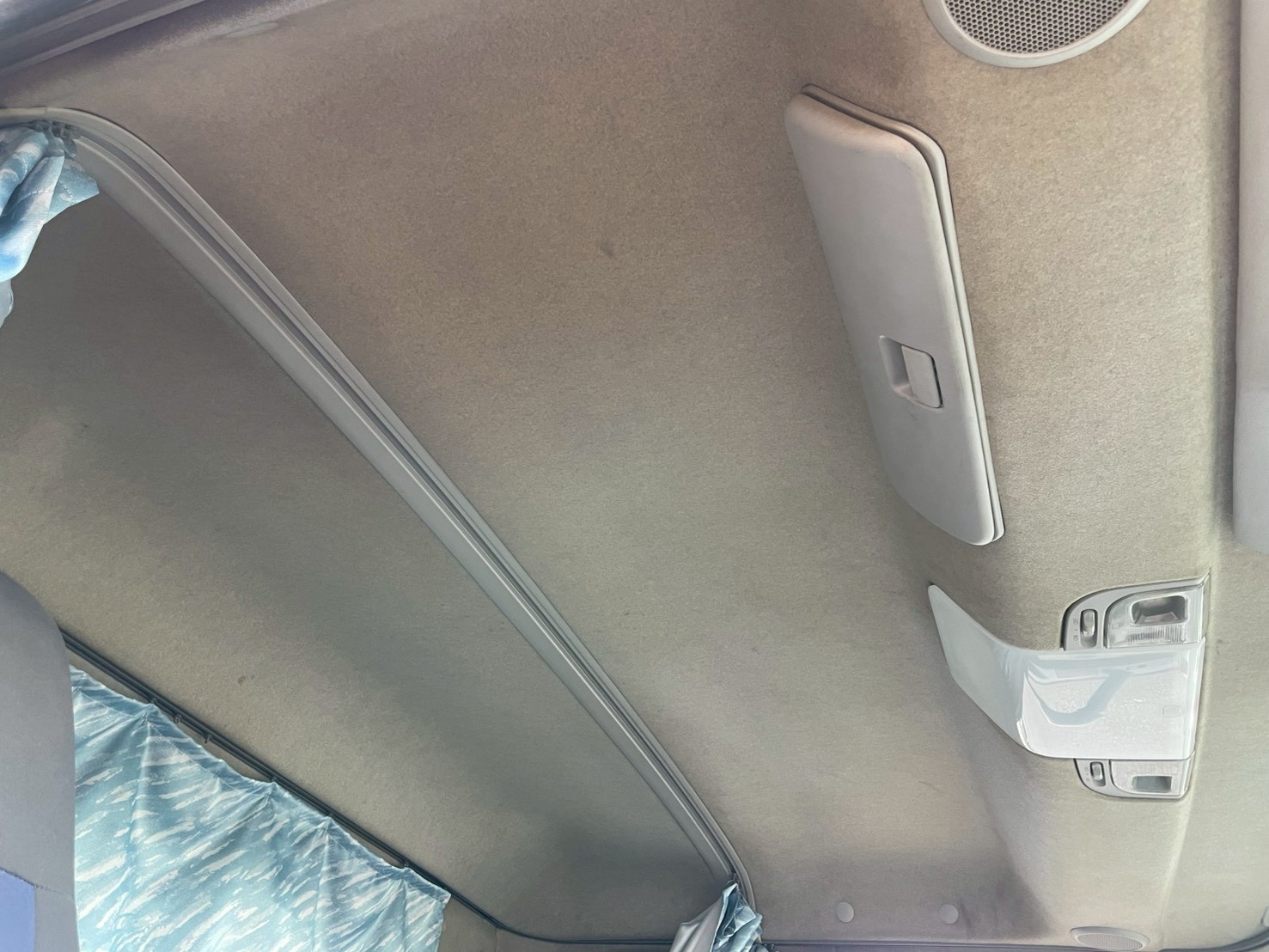 三菱 中型ワイド  平ボディ TKG-FK61F