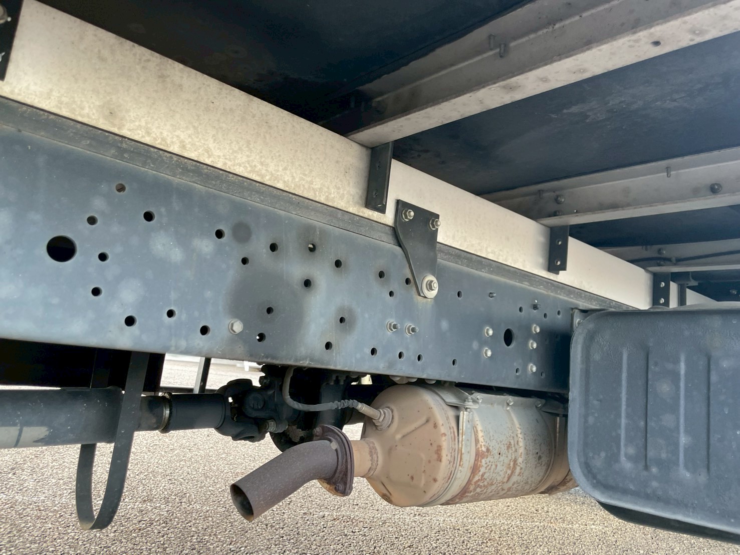 日野 小型ワイド デュトロ バン TKG-XZC710M