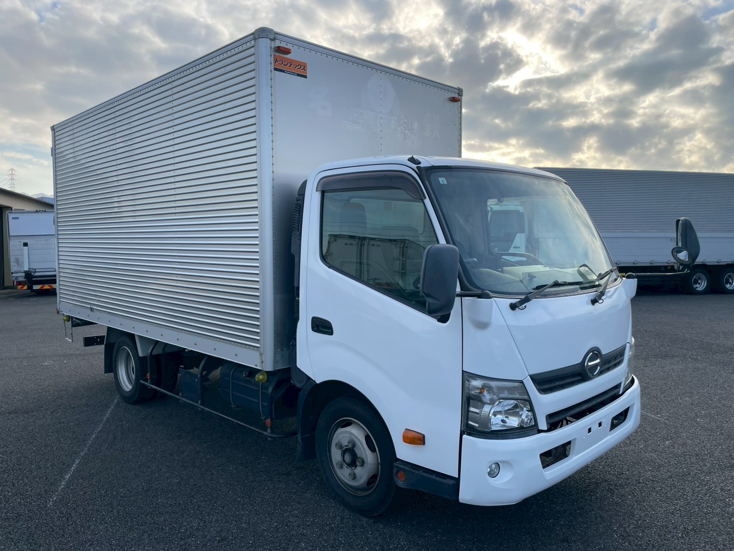 日野 小型ワイド デュトロ バン TKG-XZC710M