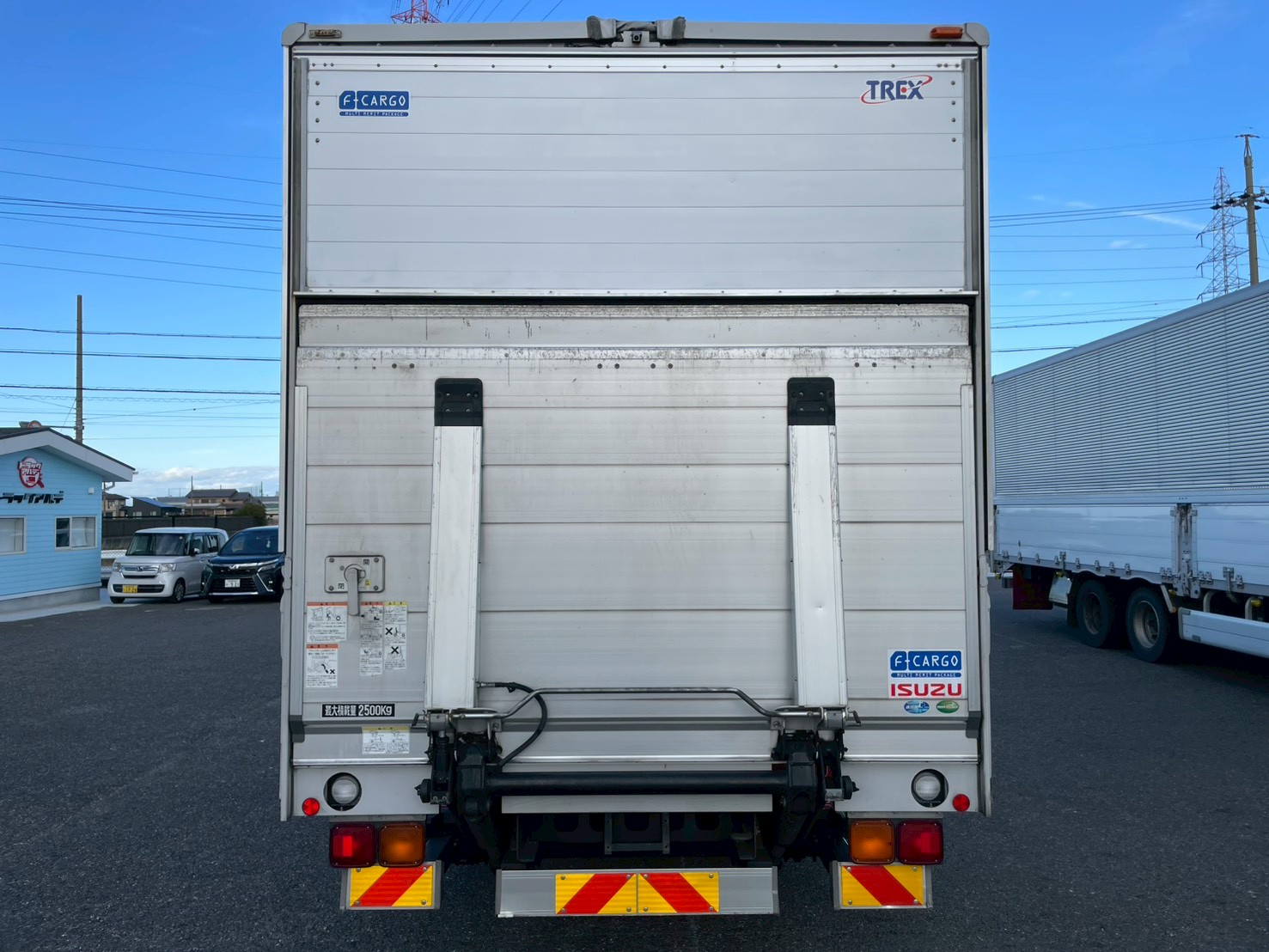 いすゞ 中型ワイド  アルミウィング 2RG-FRR90T2