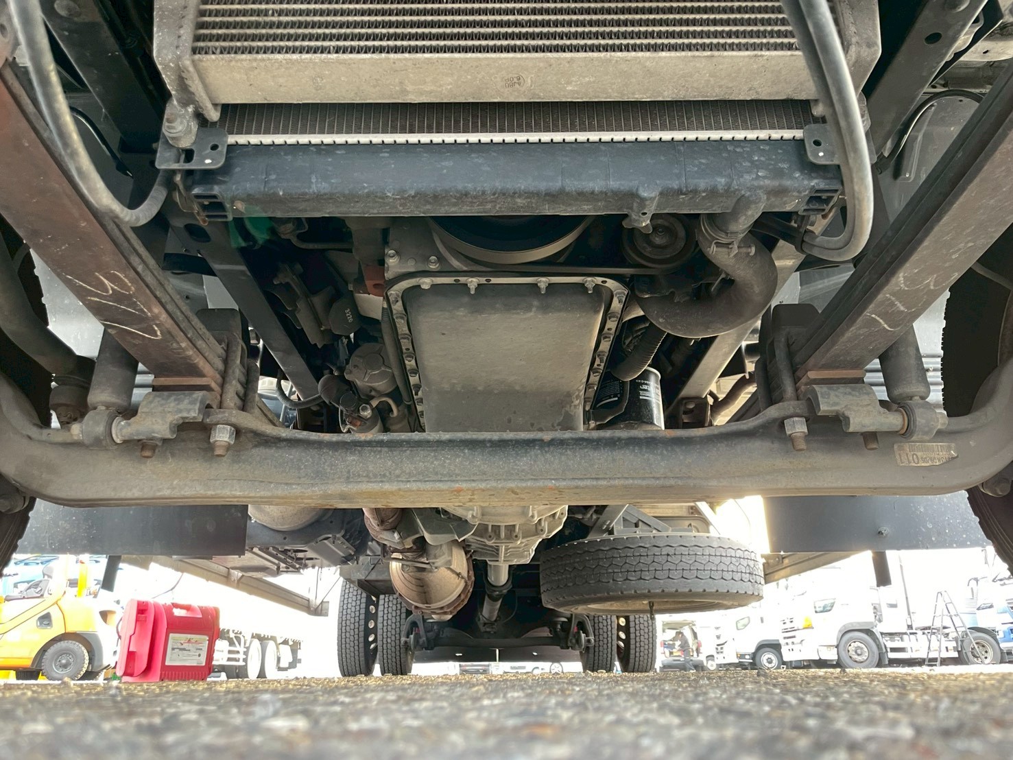 いすゞ 中型ワイド  冷凍車 TKG-FRR90T2