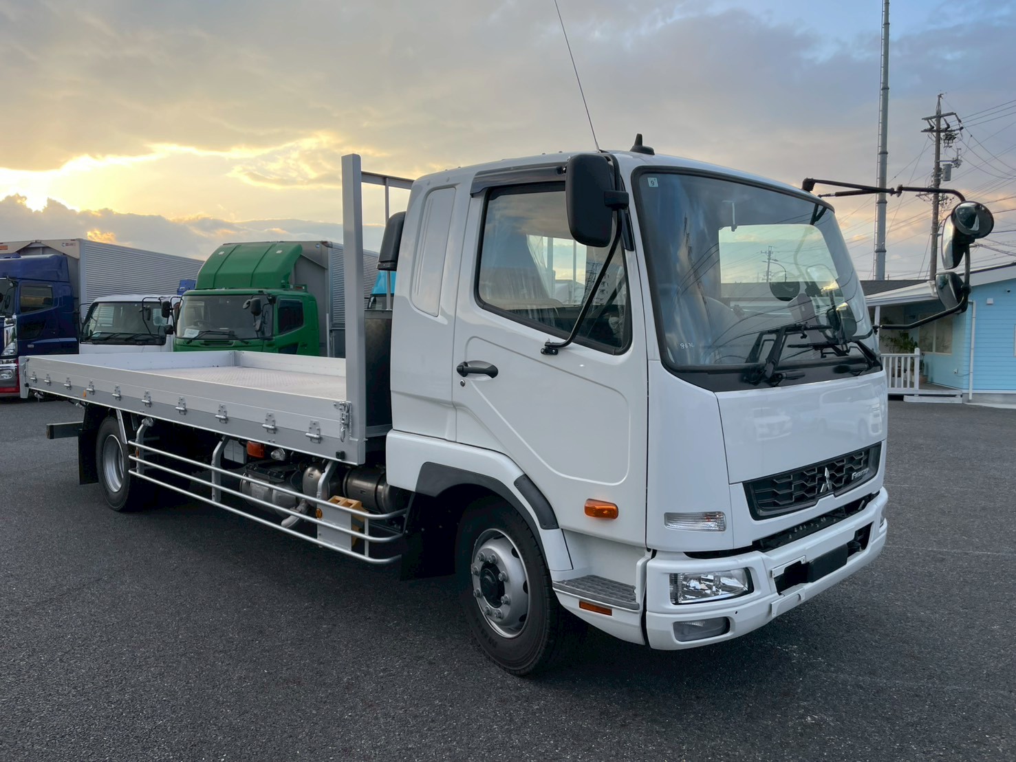 三菱 中型増トンワイド  平ボディ 2KG-FK62FZ