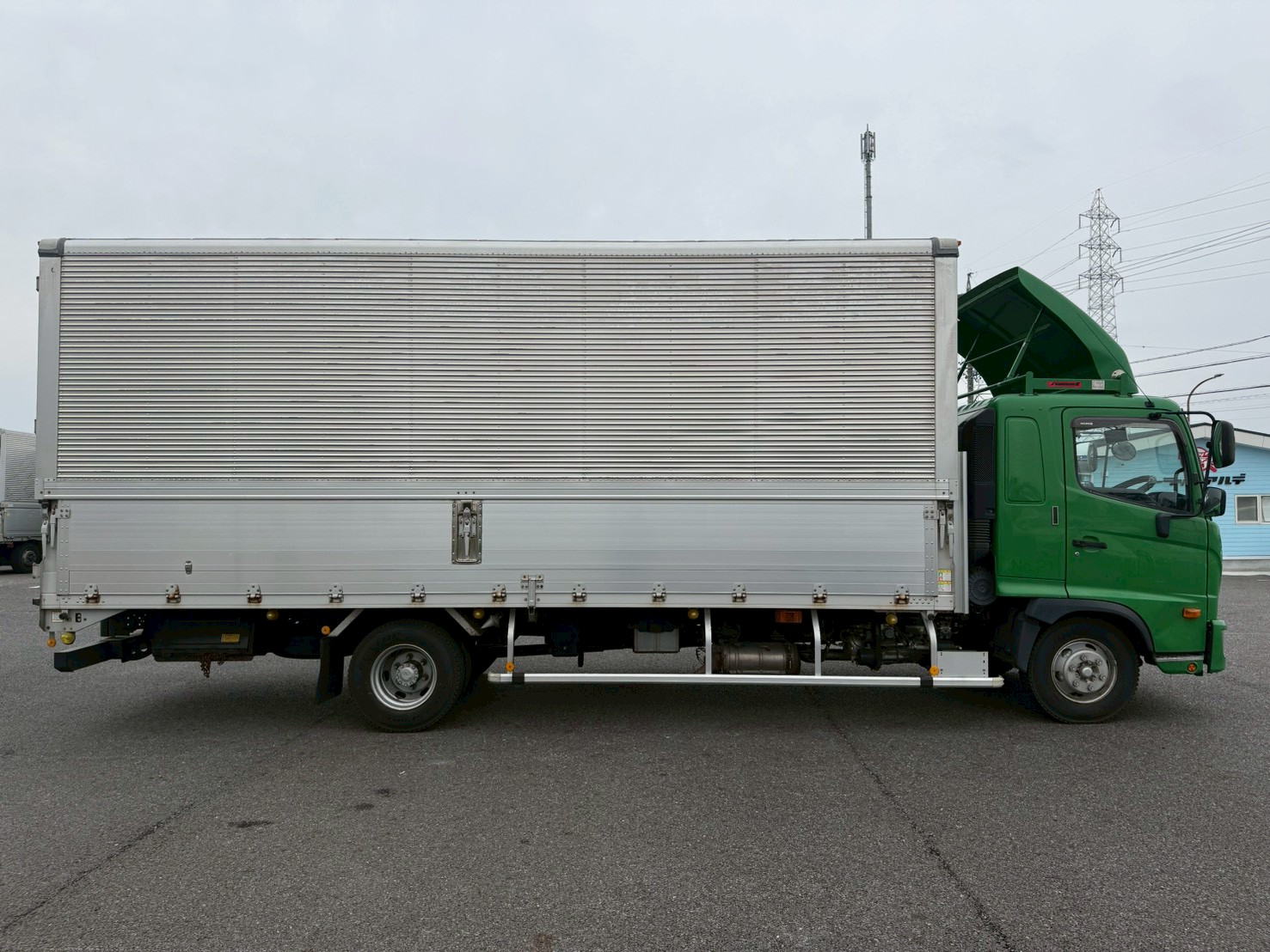 日野 中型ワイド  アルミウィング 2KG-FD2ABA