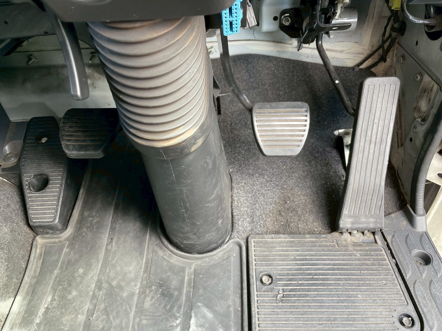 いすゞ 10t超 ギガ アルミウィング 2PG-CYJ77C