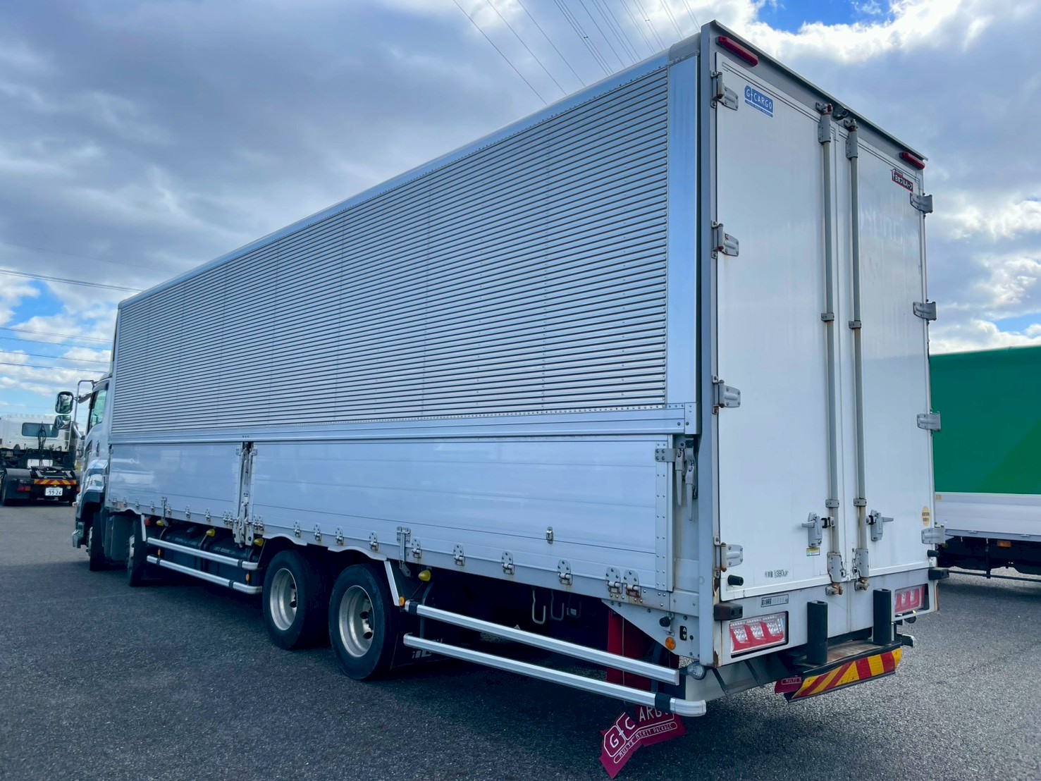 いすゞ 10t超 ギガ アルミウィング 2PG-CYJ77C