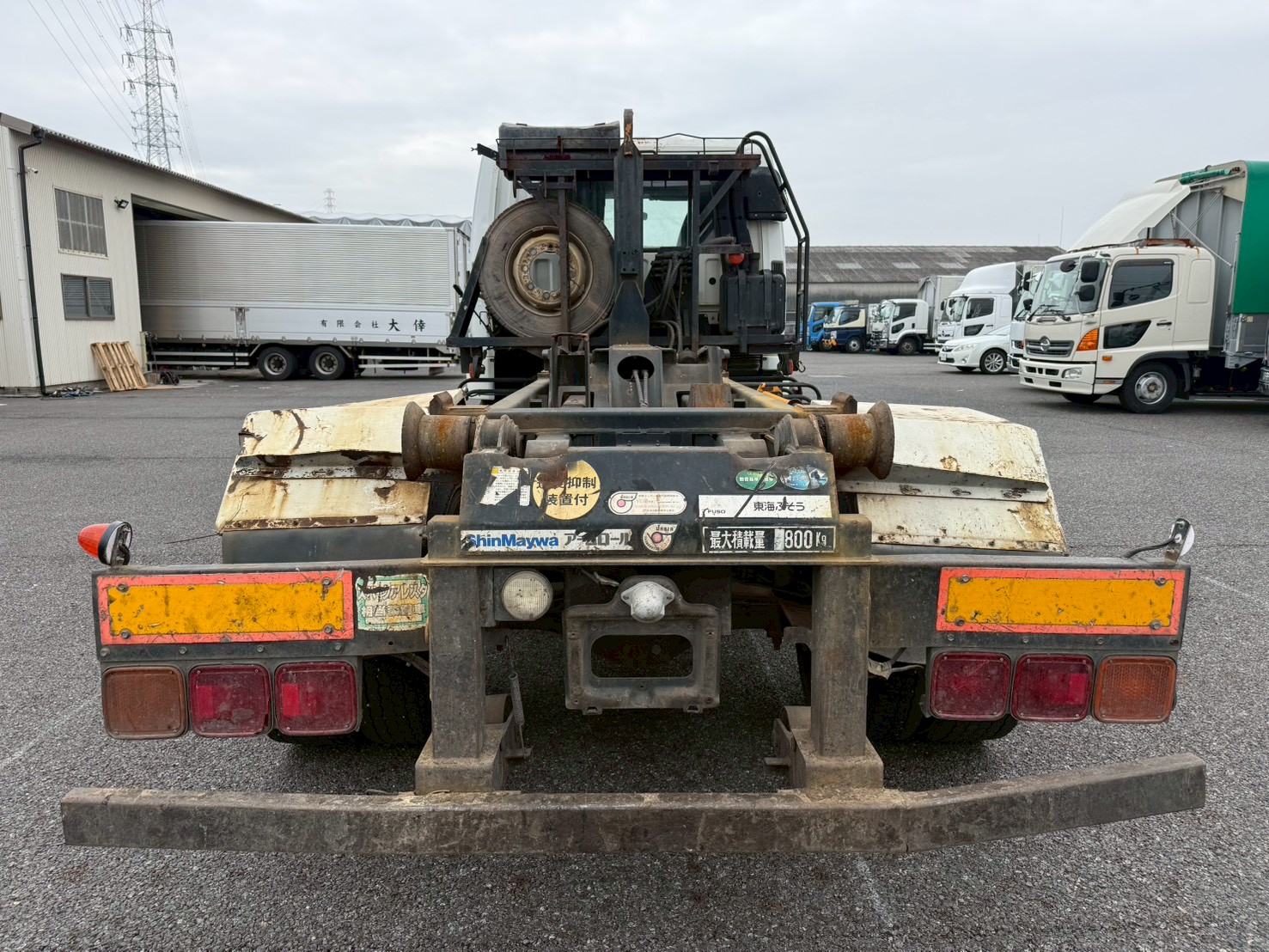 三菱 中型増トン標準  アームロール LKG-FK62FZ