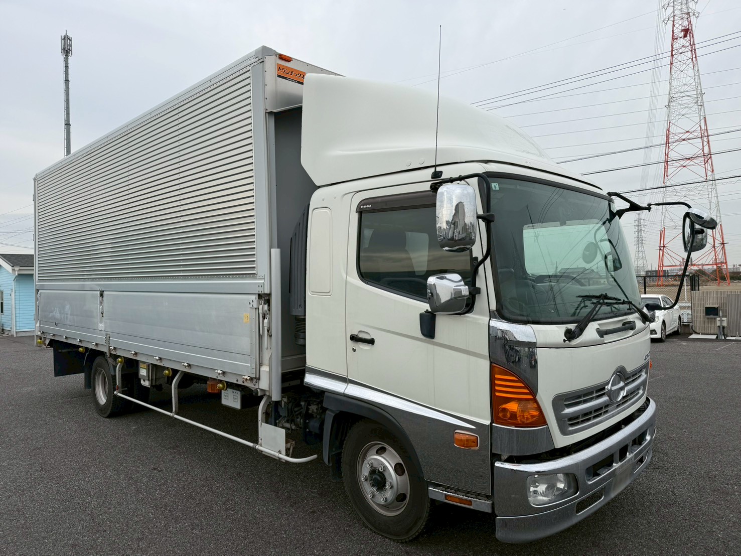 日野 中型ワイド  アルミウィング SKG-FD9JLAA