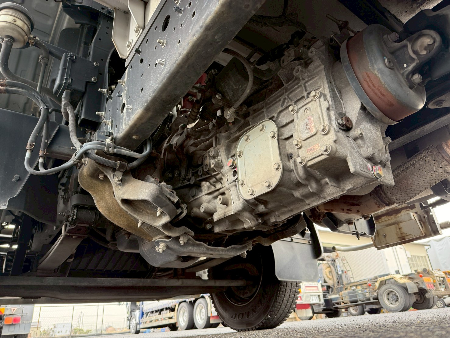 日野 中型ワイド  アルミウィング SKG-FD9JLAA