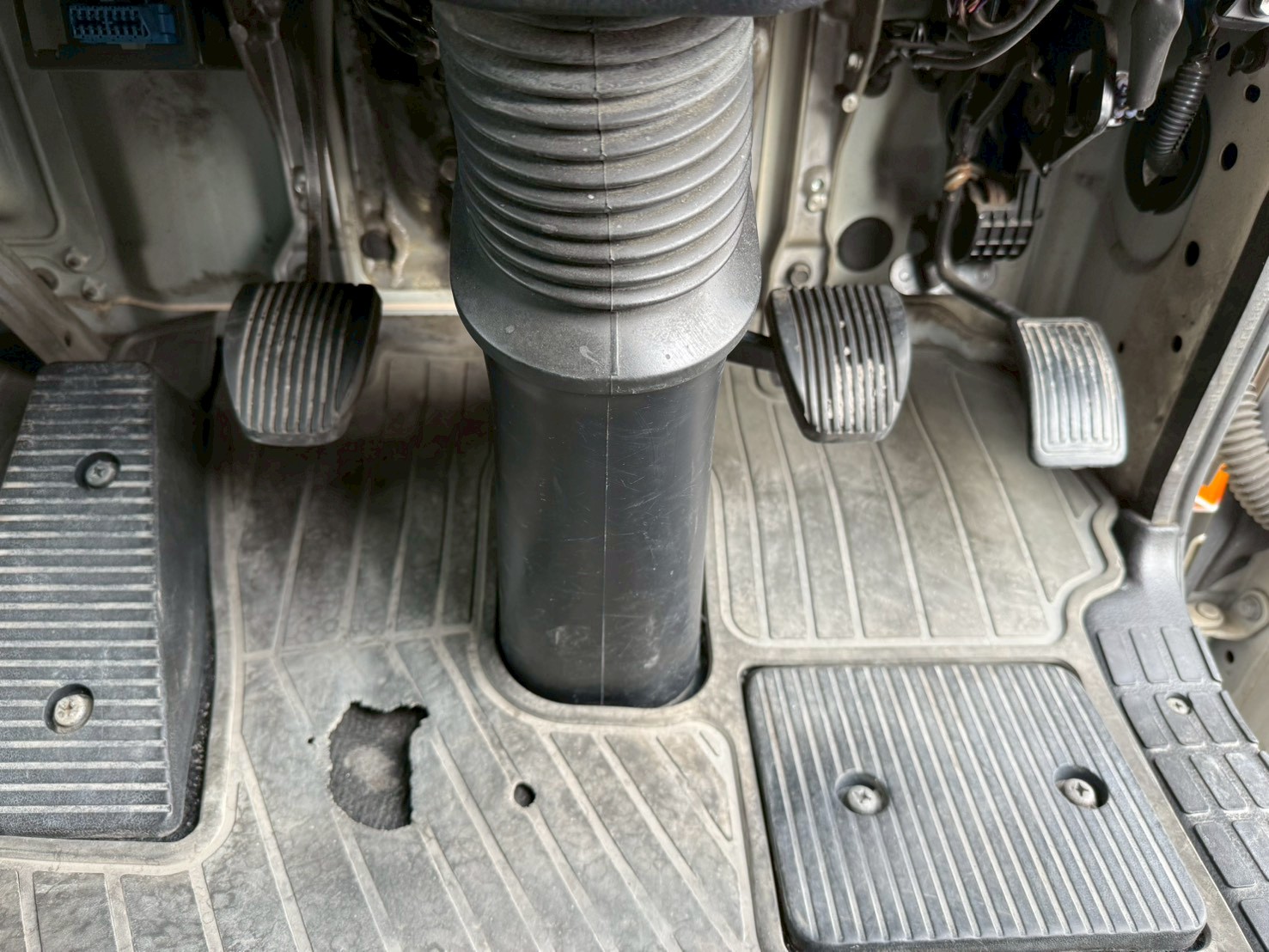 日野 中型ワイド  アルミウィング SKG-FD9JLAA