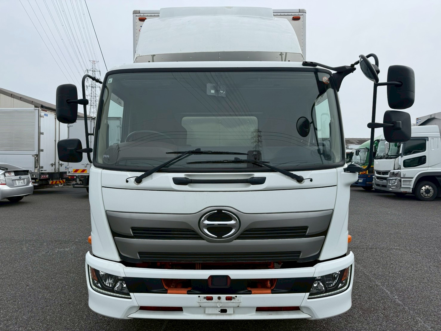 日野 中型ワイド  バン 2PG-FD2ABA改