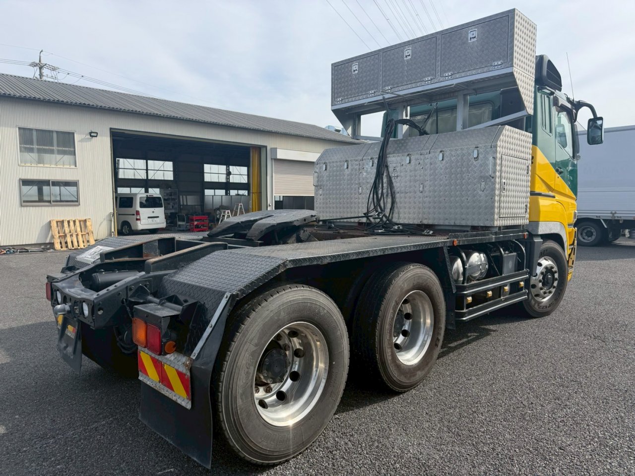 三菱 10t超 スーパーグレート トラクタ QKG-FV60VJR