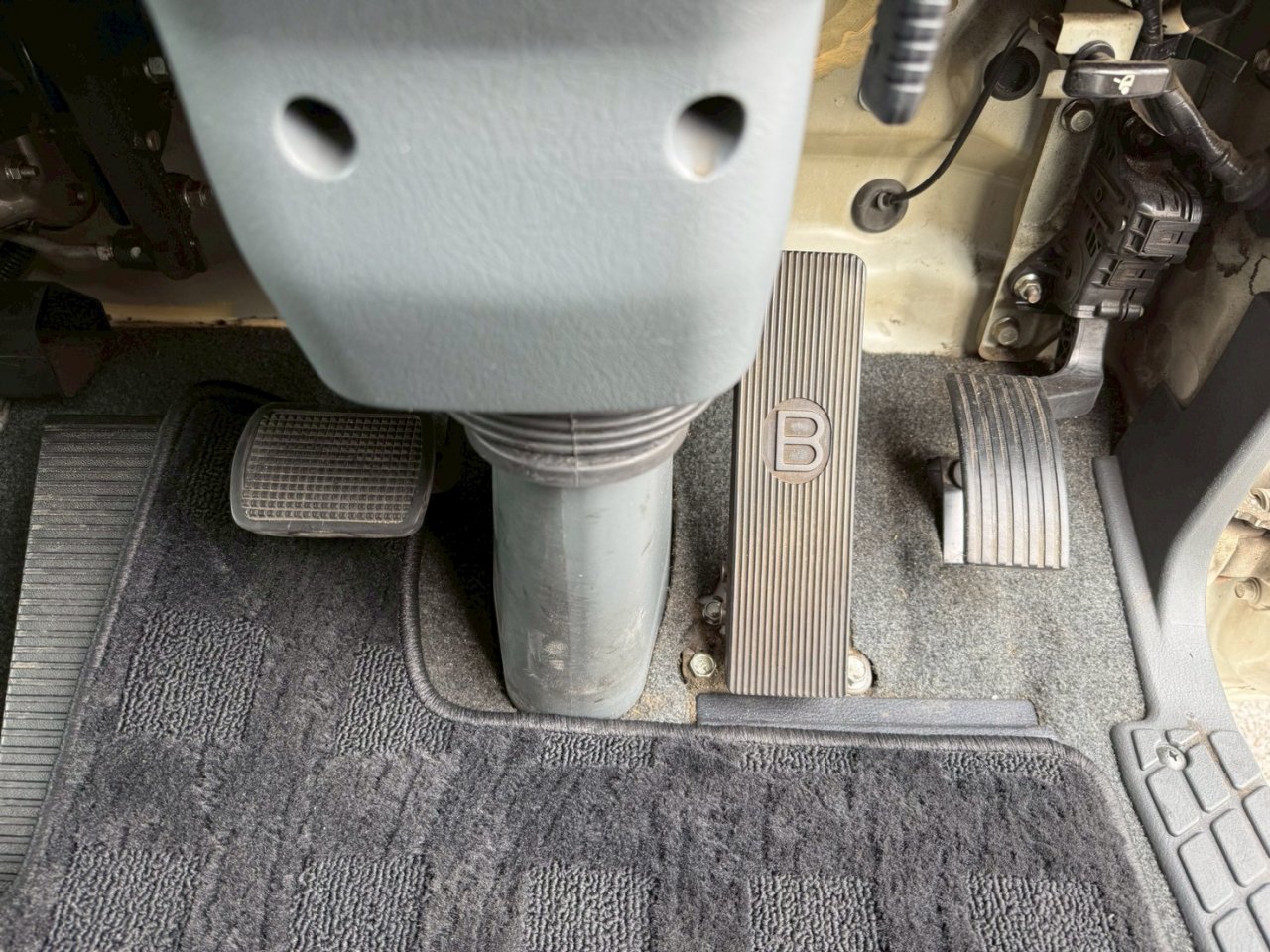 三菱 中型ワイド  アルミウィング TKG-FK61F